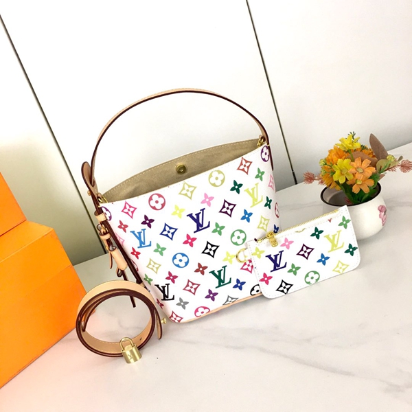 ルイヴィトンバッグ側面デザイン